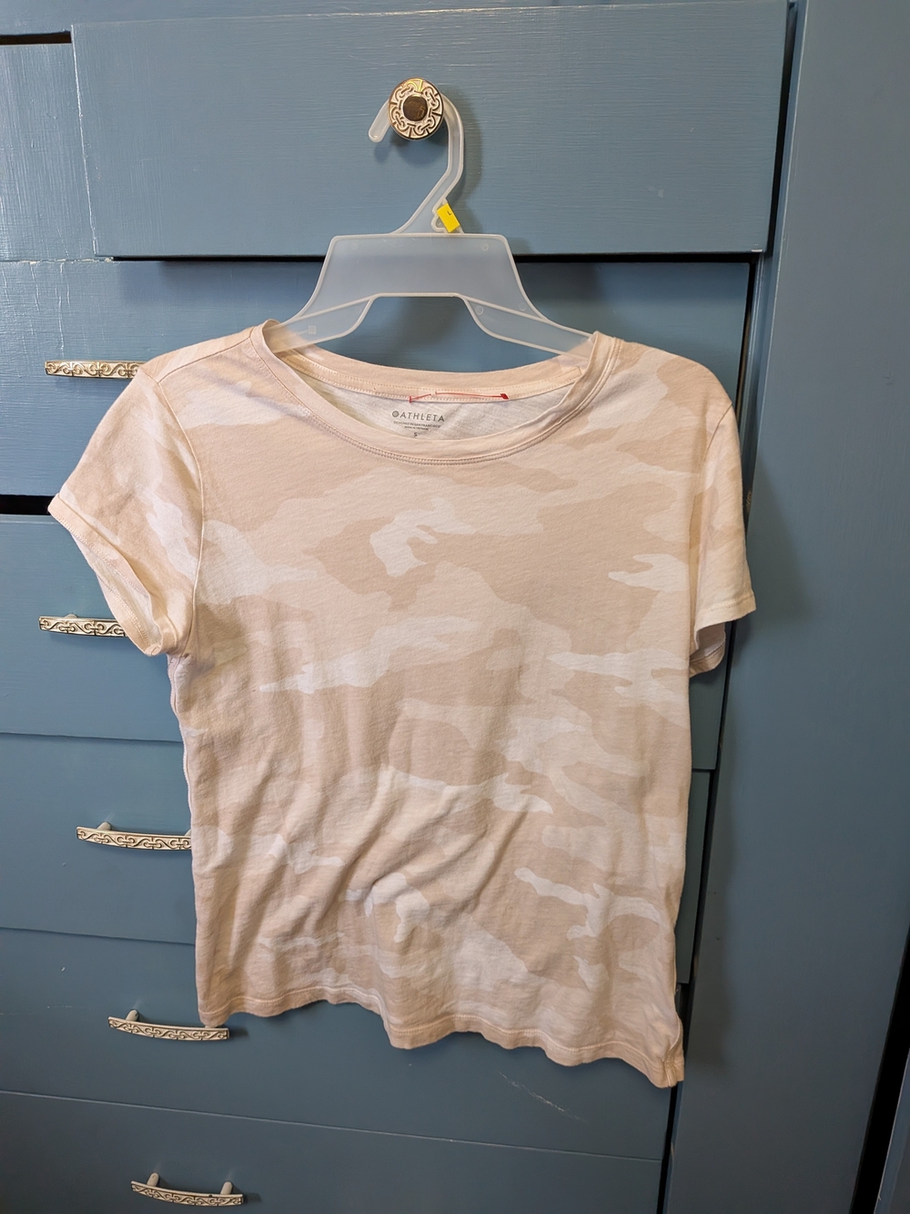Athleta Beige Camo Short Sleeve Tee